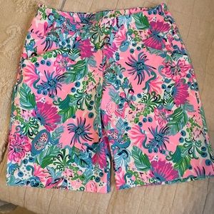 LILY PULITZER LUXLETIC SHORTS